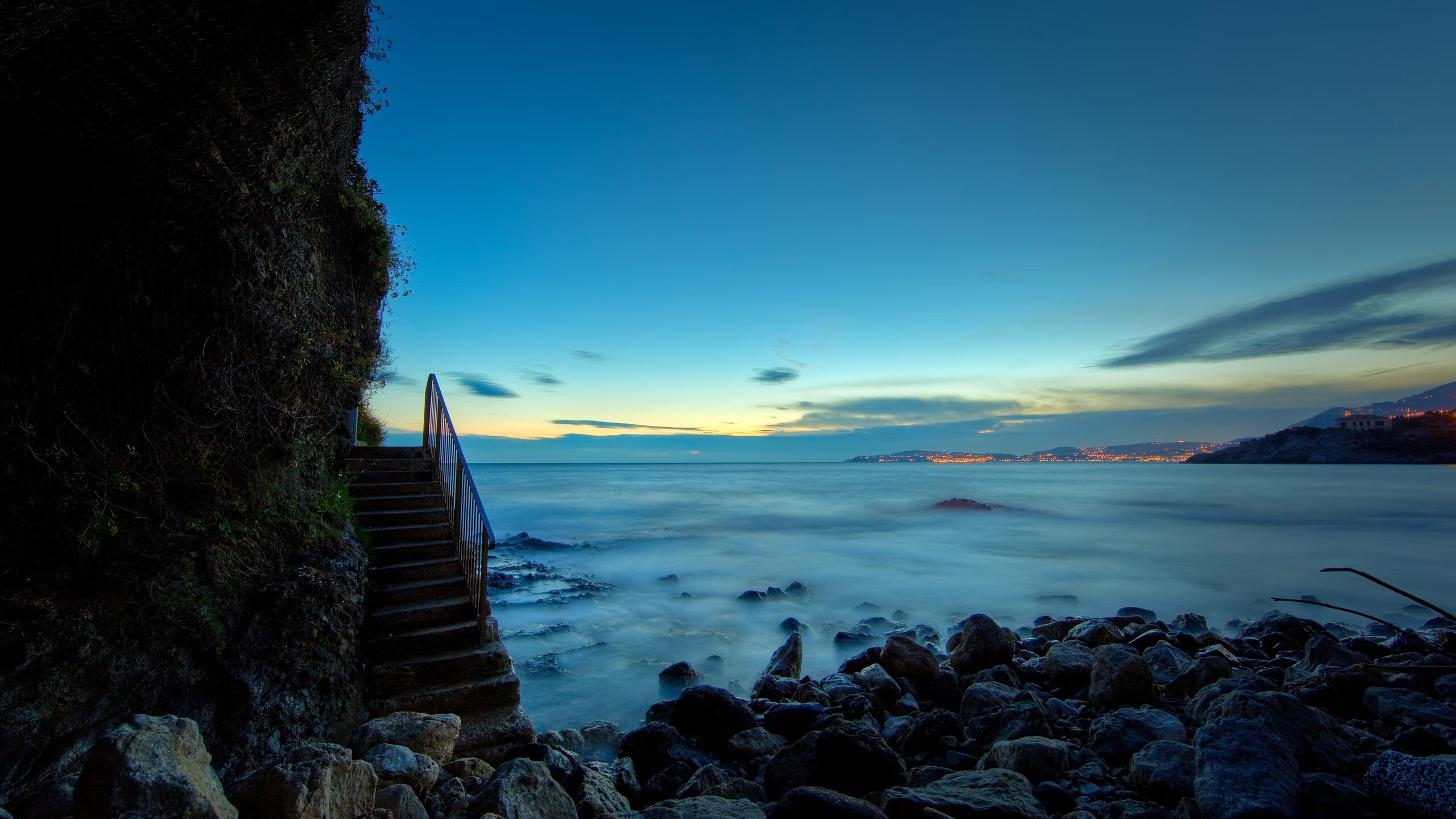 开云体育入口-双线传奇，火箭翻盘夜与哈登的美加墨时刻