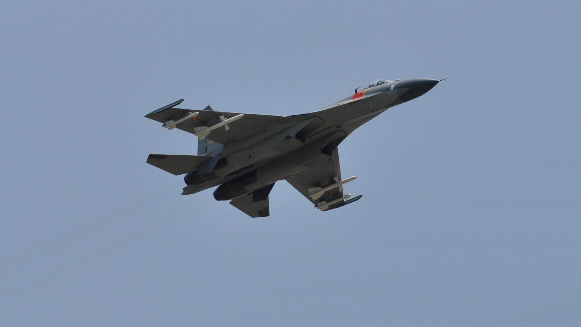 当德国大脑连接伊比利亚心脏，京多安如何用一次无国籍的扛起，定义现代足球的灵魂