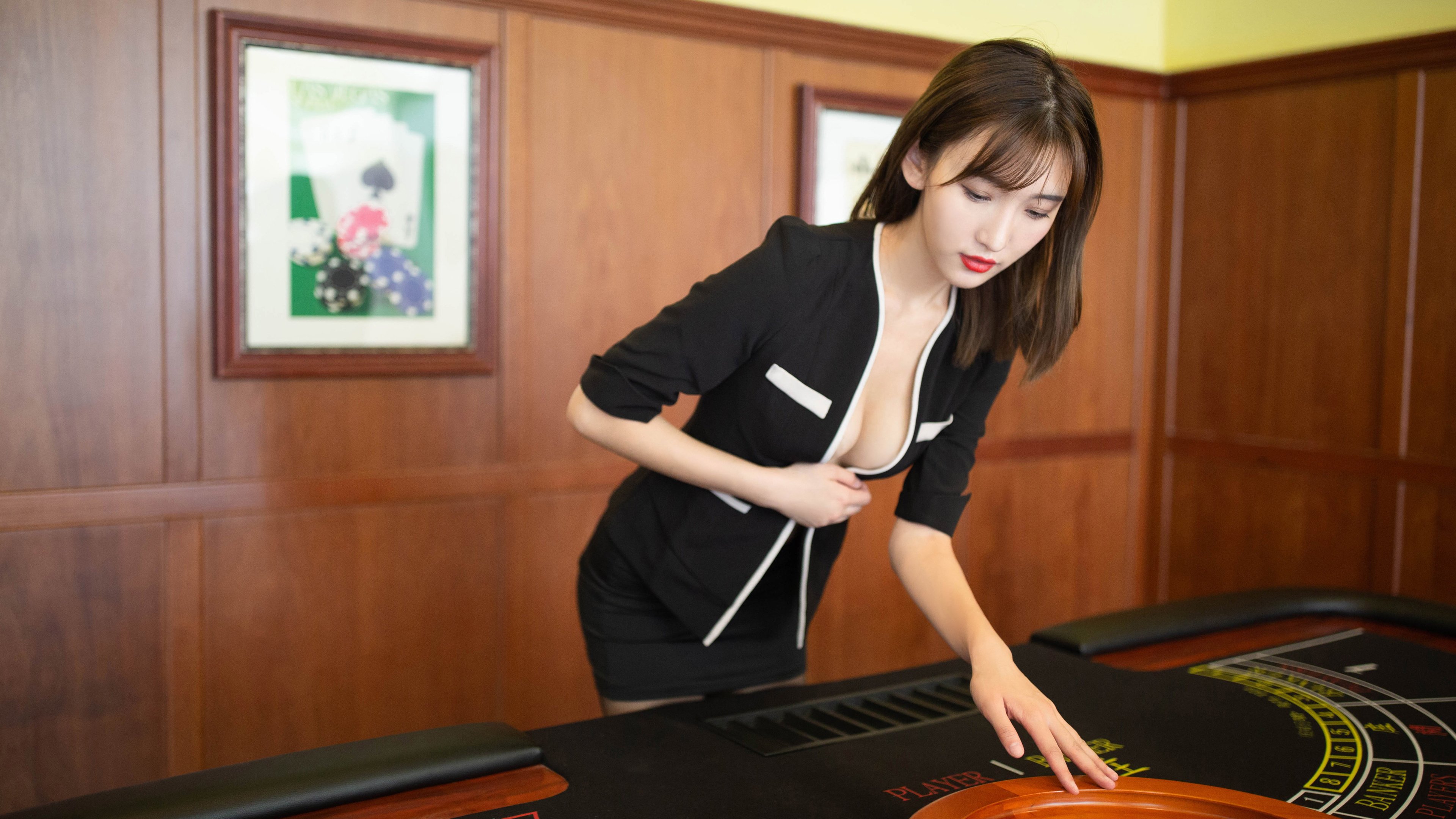 浙江资本收割湖人队，字母哥杭州行引爆全球体育经济新变量